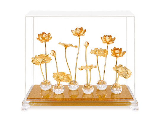 Why do “gold foil paintings” become more valuable as time goes by?