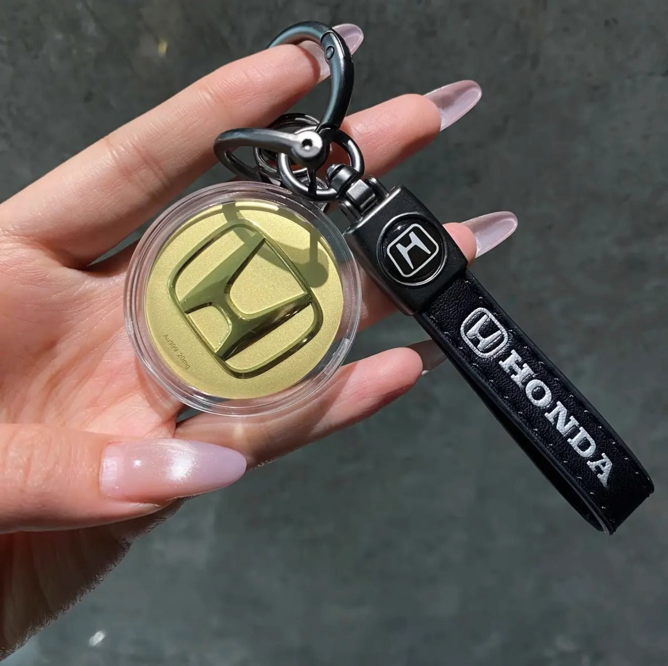 GoldenMaster 24K gold 999 car logo Tesla Benz  keychain mobile phone pendant boyfriend father brother gift - GoldenMaster