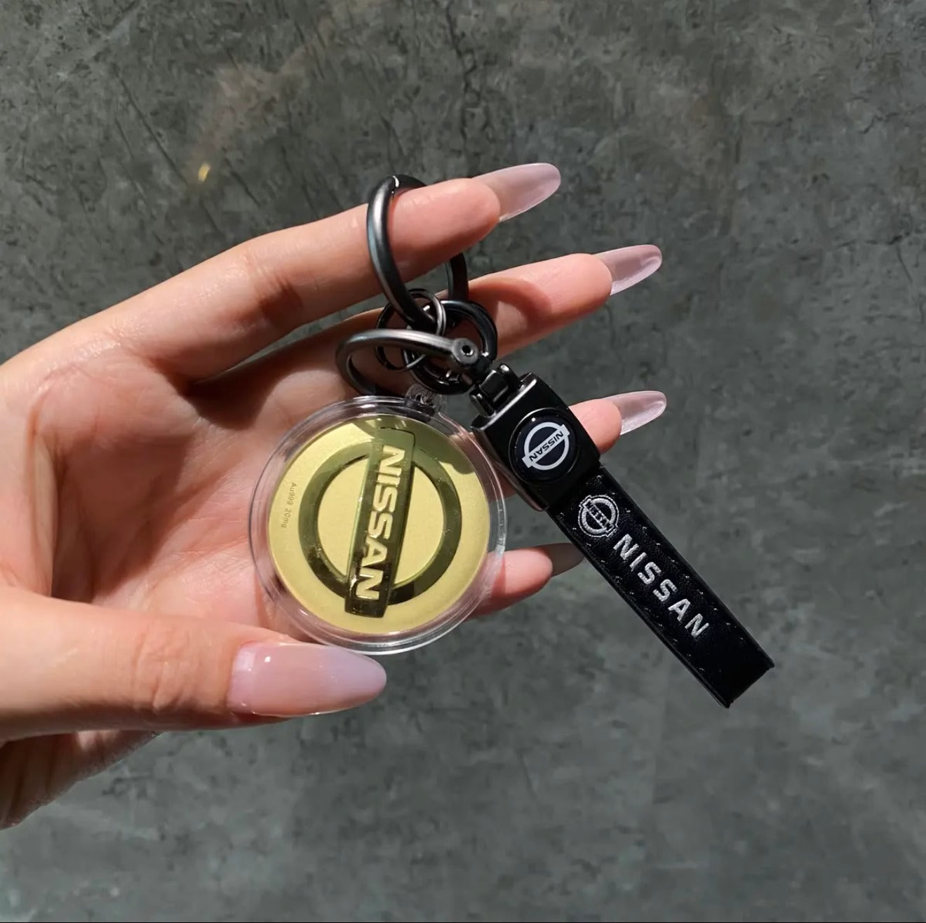GoldenMaster 24K gold 999 car logo Tesla Benz  keychain mobile phone pendant boyfriend father brother gift - GoldenMaster